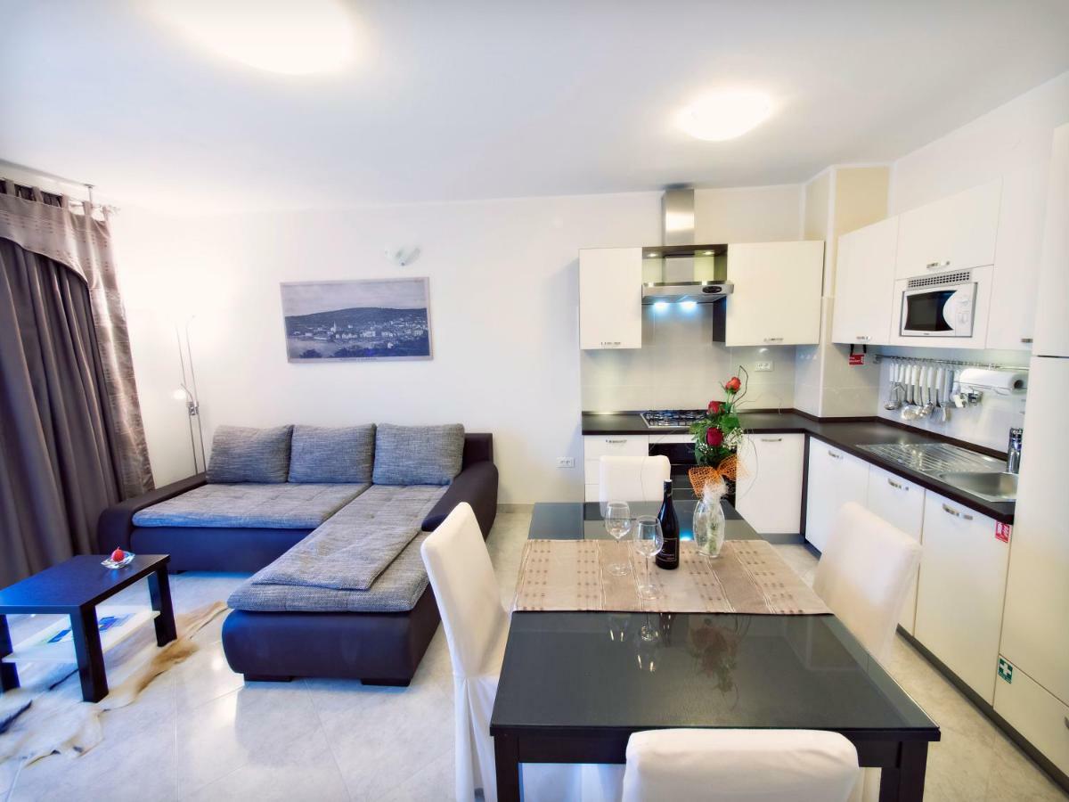 Apartmani Fortuna 兹拉林 外观 照片