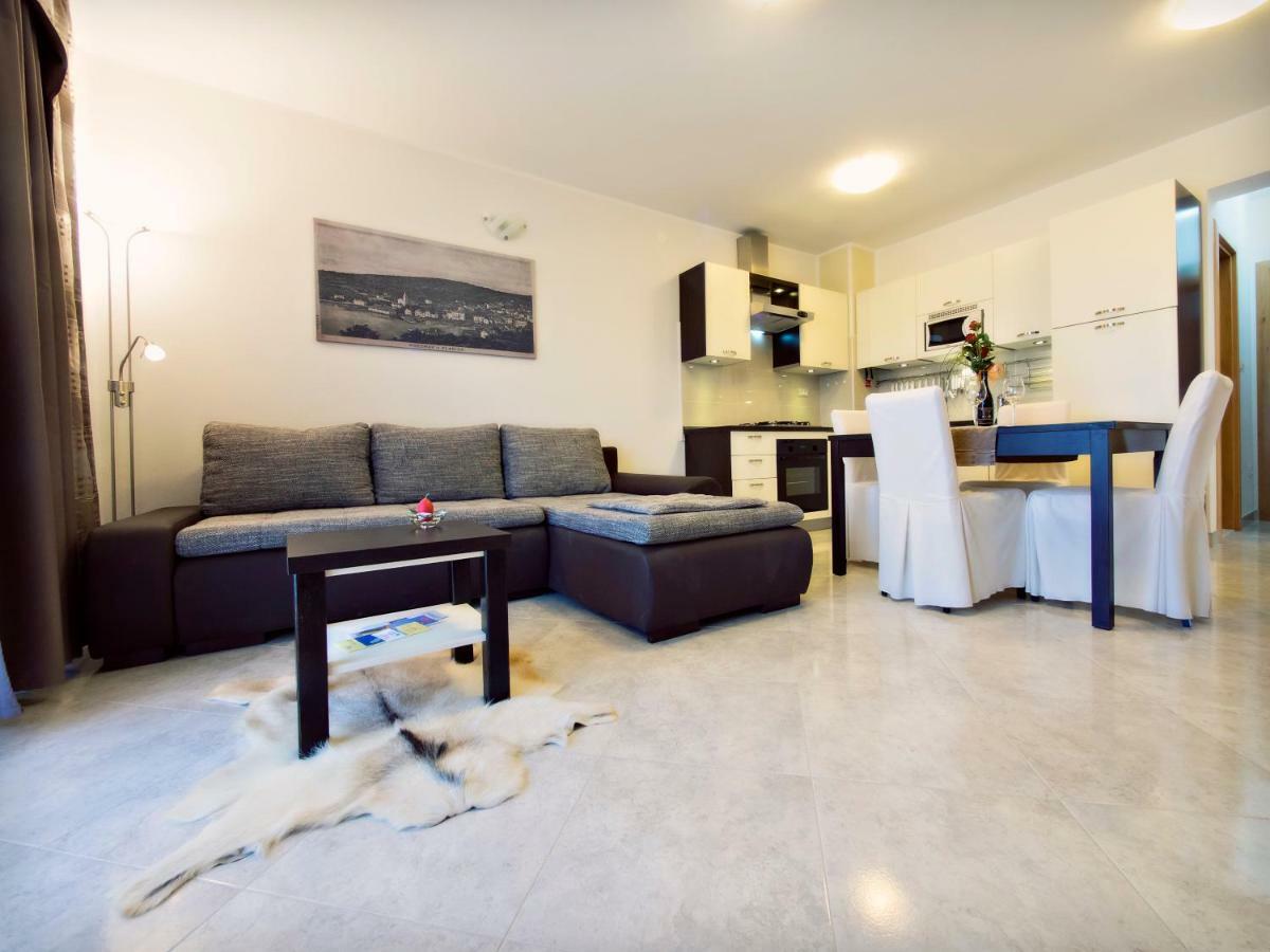 Apartmani Fortuna 兹拉林 外观 照片